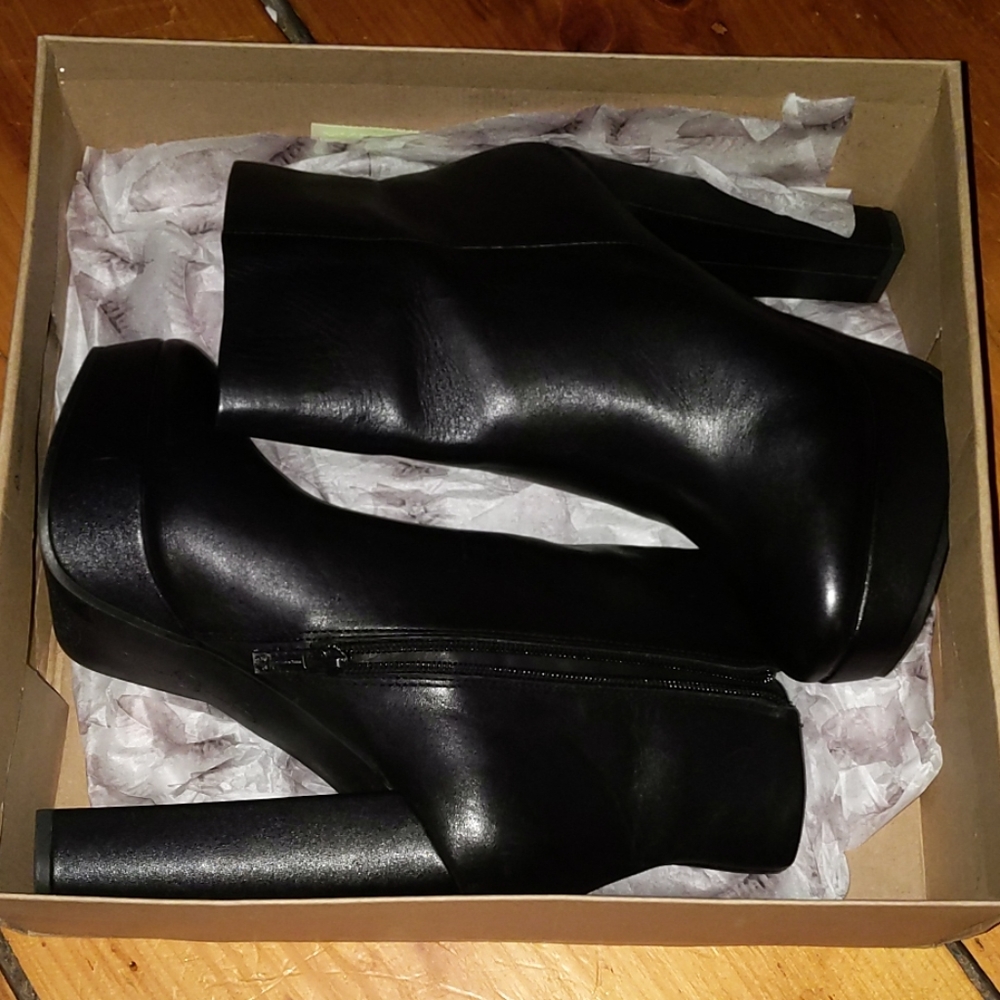 Jessica Simpson Boots